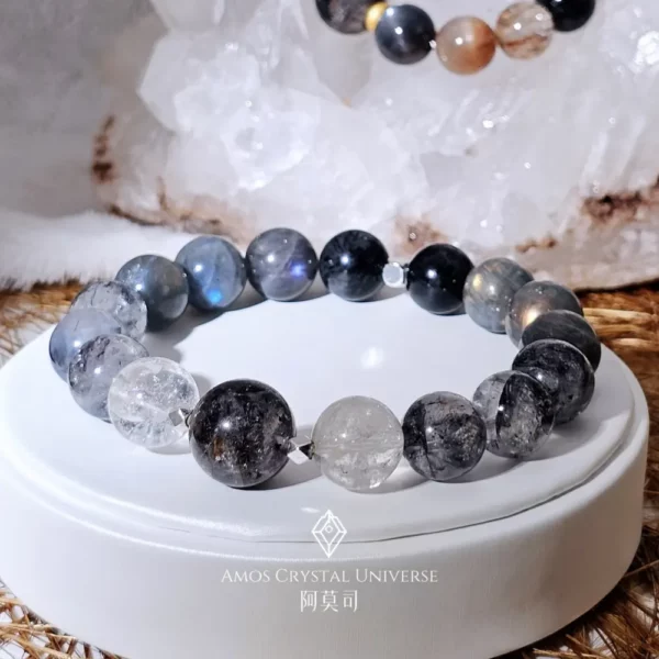 星際遊俠．英仙座｜原創設計 黑武士閃靈鑽黑髮晶灰月光拉長石白阿賽水晶手鍊